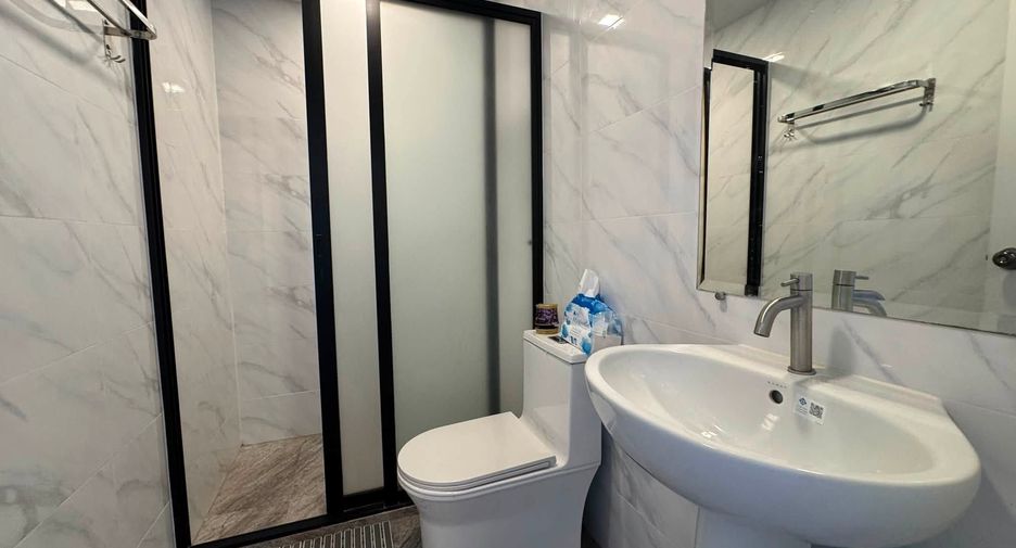 For sale 3 bedrooms townhouse in Bang Lamung, Chonburi