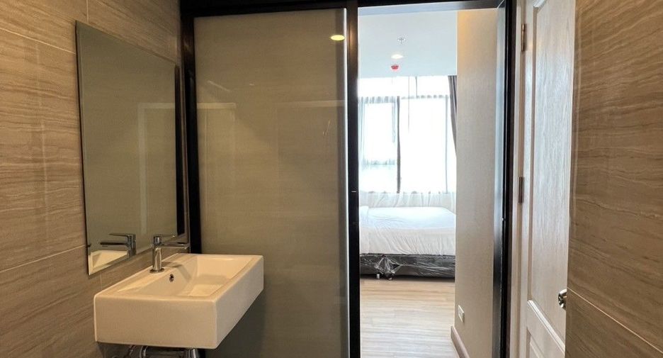 For sale 2 bedrooms condo in Si Racha, Chonburi
