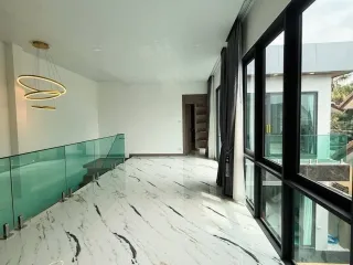 出售 和 出租 3 卧室 别墅 在 Bang Lamung, Chon Buri