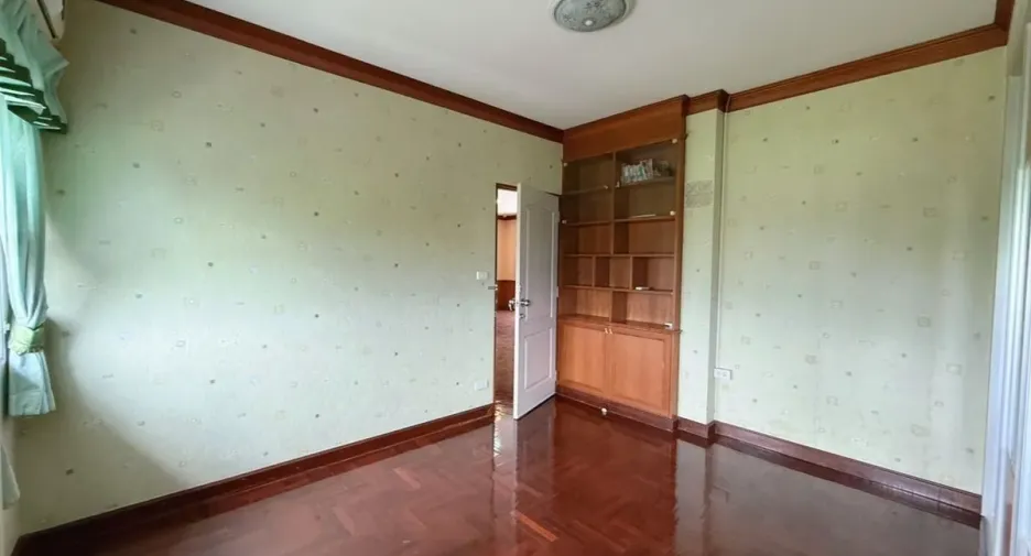 出售 3 卧室 独立屋 在 Bang Khae, 曼谷