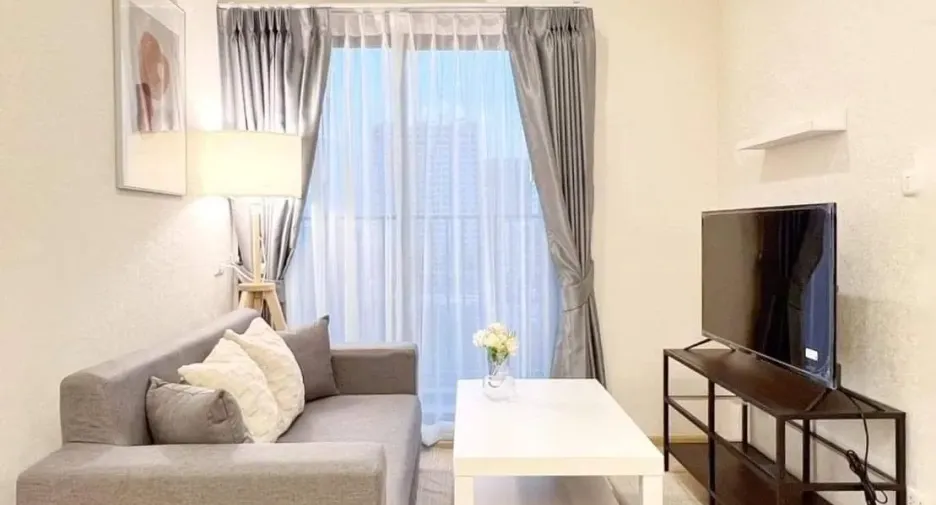 Condo en alquiler de 2 habitaciones en Bang Phlat, Bangkok