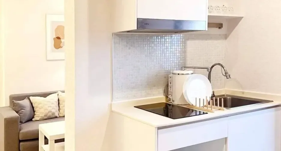 Condo en alquiler de 2 habitaciones en Bang Phlat, Bangkok