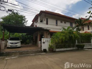 出售 4 卧室 独立屋 在 Bang Khae, 曼谷