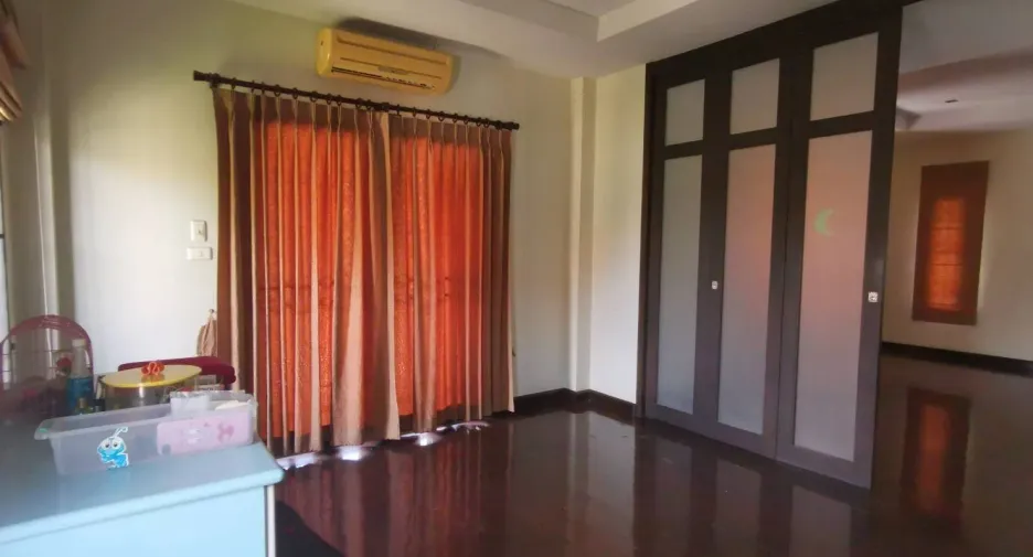 出售 4 卧室 独立屋 在 Bang Khae, 曼谷