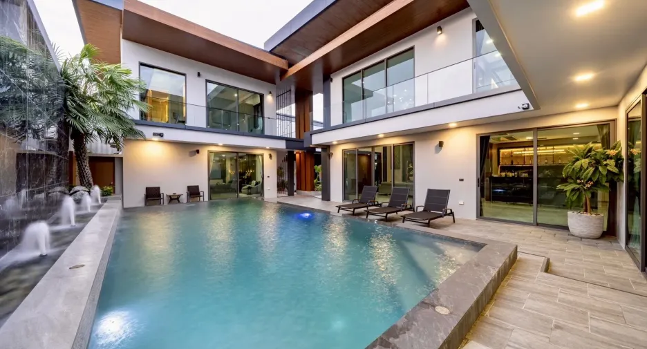 À vendre 6 chambres maison à Bang Lamung, Chonburi