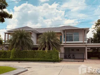 For sale 5 bedrooms villa in Min Buri, Bangkok