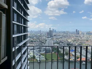 For rent スタジオ condo in Khlong San, Bangkok