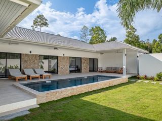À louer 4 chambres villa à Ko Samui, Surat Thani