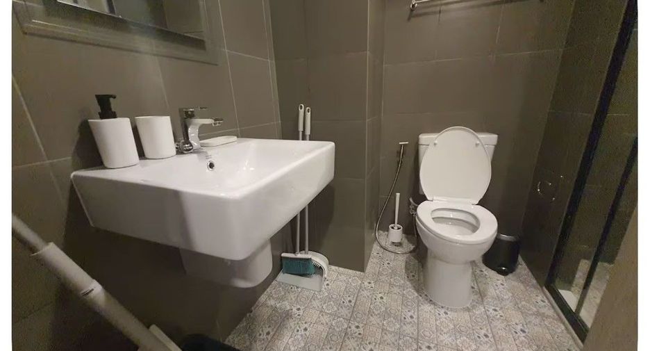 For sale studio condo in Hua Hin, Prachuap Khiri Khan