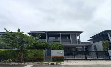 For rent 4 ベッドルーム house in Bang Kapi, Bangkok