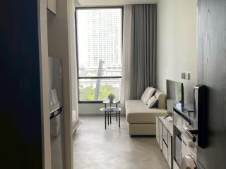 For rent スタジオ condo in Khlong San, Bangkok