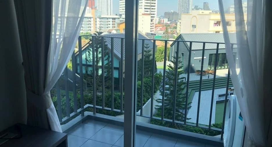 Condo en alquiler de 1 habitaciones en Huai Khwang, Bangkok