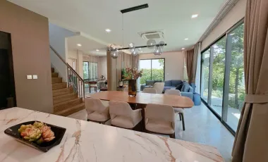 Casa en alquiler de 4 habitaciones en Bang Phli, Samut Prakan