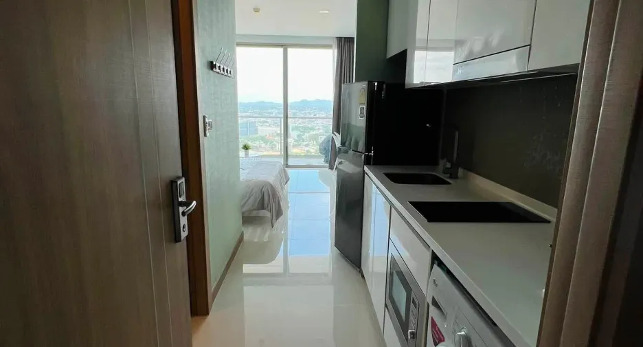 À louer studio condo à Bang Lamung, Chonburi