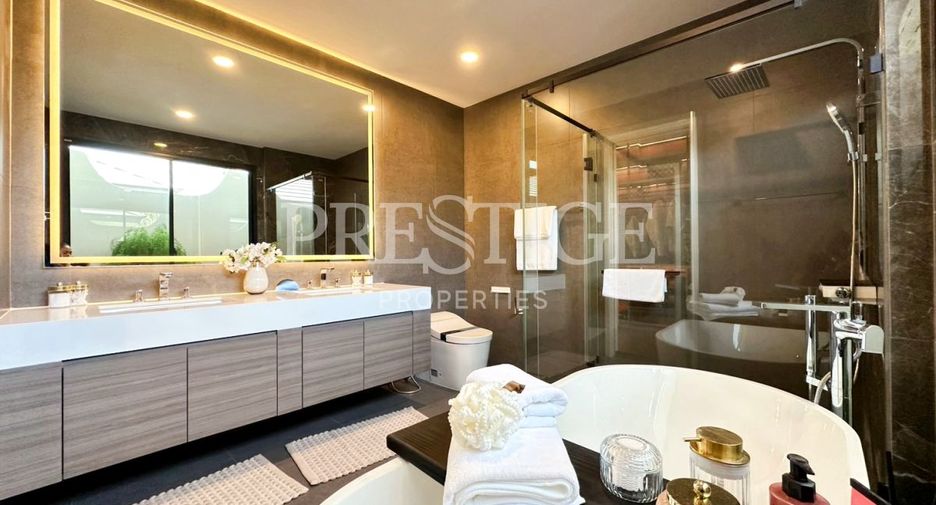 Haus zum Kauf mit 4 Zimmer in Bang Lamung, Chonburi