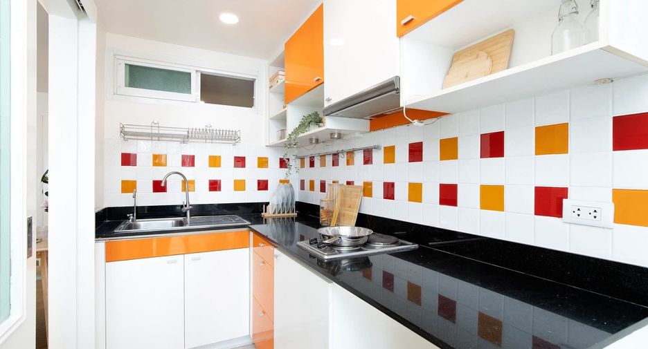 For sale 2 ベッドルーム condo in Chatuchak, Bangkok