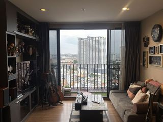 Condo en venta de 2 habitaciones en Bang Sue, Bangkok