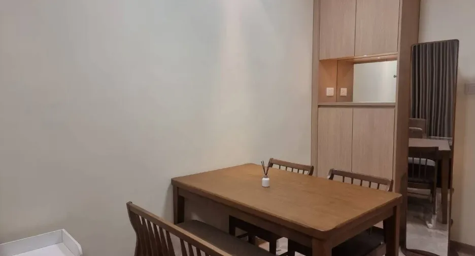 À louer 1 chambre condo à Yan Nawa, Bangkok