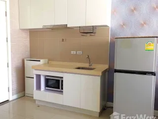 出售 1 卧室 公寓 在 Huai Khwang, 曼谷