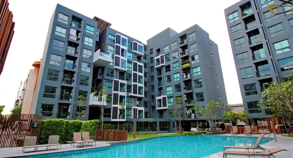 For sale 1 bed condo in Bang Kapi, Bangkok