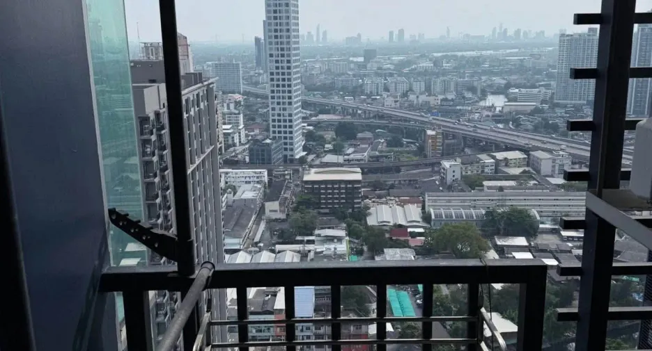 Wohnung zur Miete mit 1 Zimmer in Watthana, Bangkok