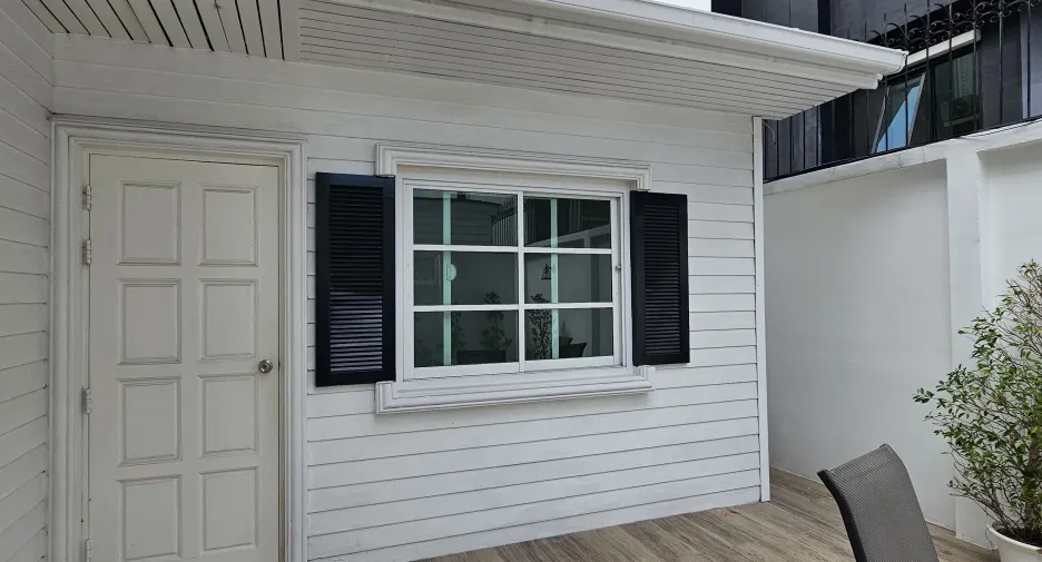 Casa en alquiler de 5 habitaciones en Mueang Samut Prakan, Samut Prakan