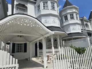 Casa en alquiler de 5 habitaciones en Mueang Samut Prakan, Samut Prakan
