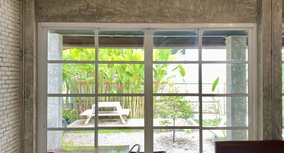 Haus zum Kauf mit 6 Zimmer in Mueang Chiang Mai, Chiang Mai