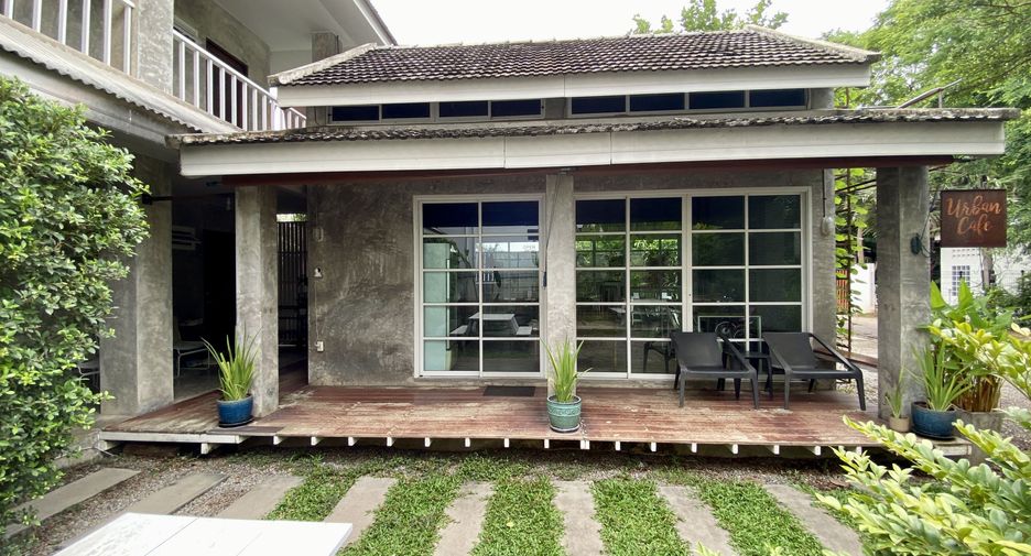 Haus zum Kauf mit 6 Zimmer in Mueang Chiang Mai, Chiang Mai