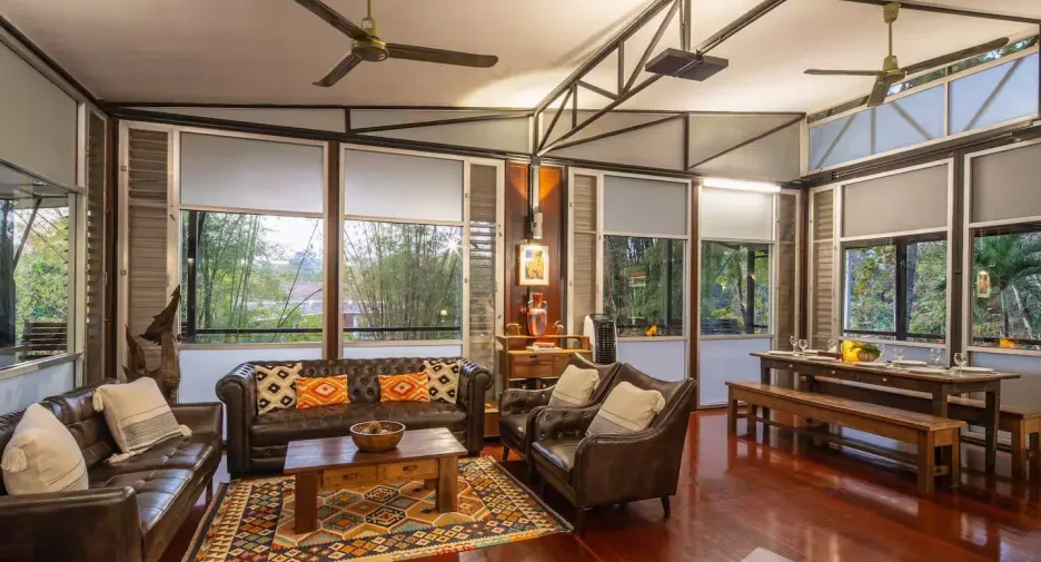 Villa zum Kauf mit 6 Zimmer in Hang Dong, Chiang Mai