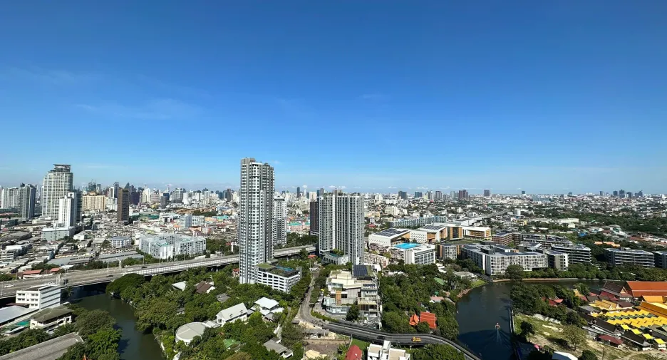 À louer 2 chambres condo à Watthana, Bangkok