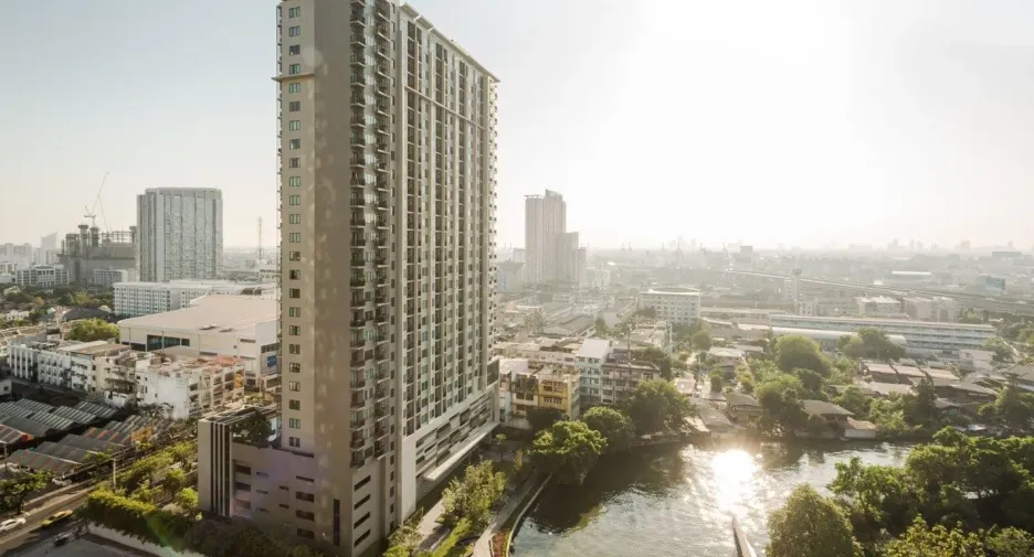 À louer 2 chambres condo à Watthana, Bangkok
