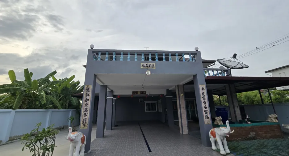 Haus zum Kauf und zur Miete mit 3 Zimmer in Saraphi, Chiang Mai