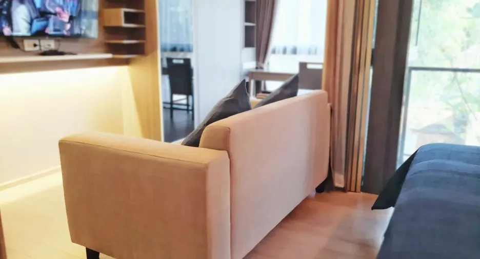 For sale 1 bed condo in Khlong Toei, Bangkok