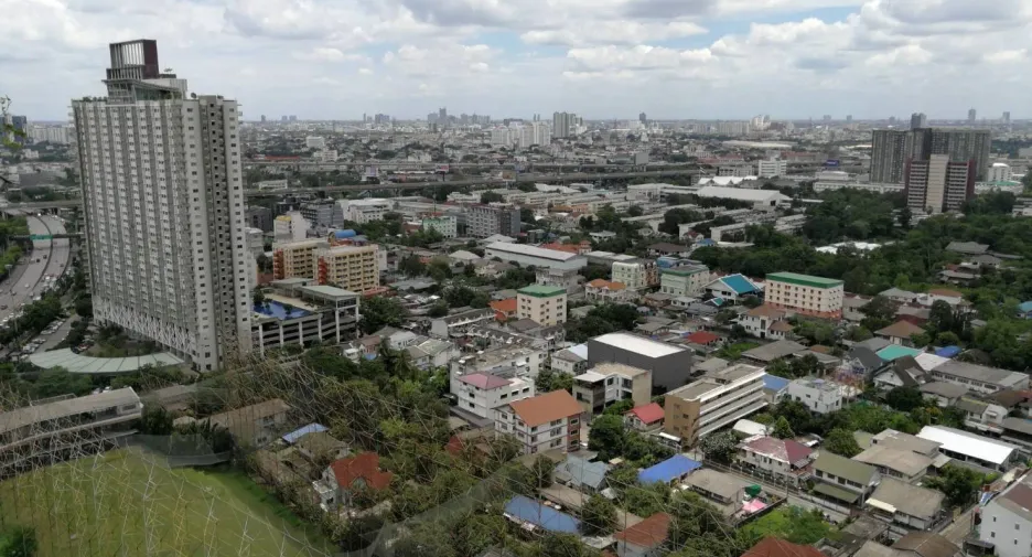 For sale 2 bedrooms condo in Chatuchak, Bangkok