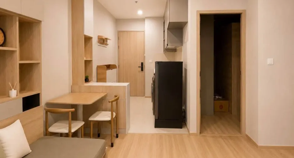 For rent 2 bedrooms condo in Bang Na, Bangkok