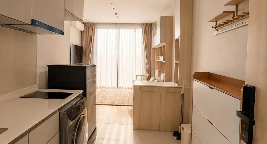 For rent 2 bedrooms condo in Bang Na, Bangkok