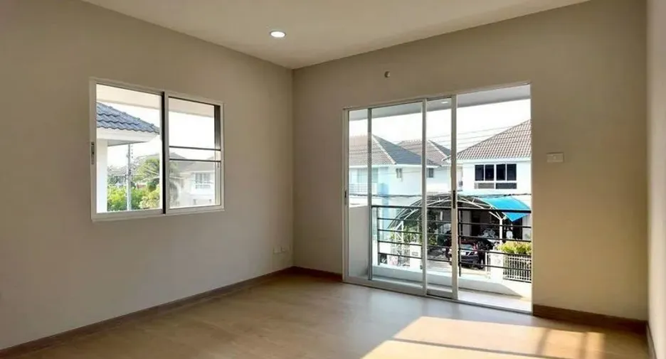 For sale 4 bedrooms house in San Sai, Chiang Mai