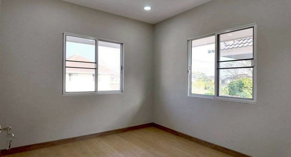 Haus zum Kauf mit 4 Zimmer in San Sai, Chiang Mai