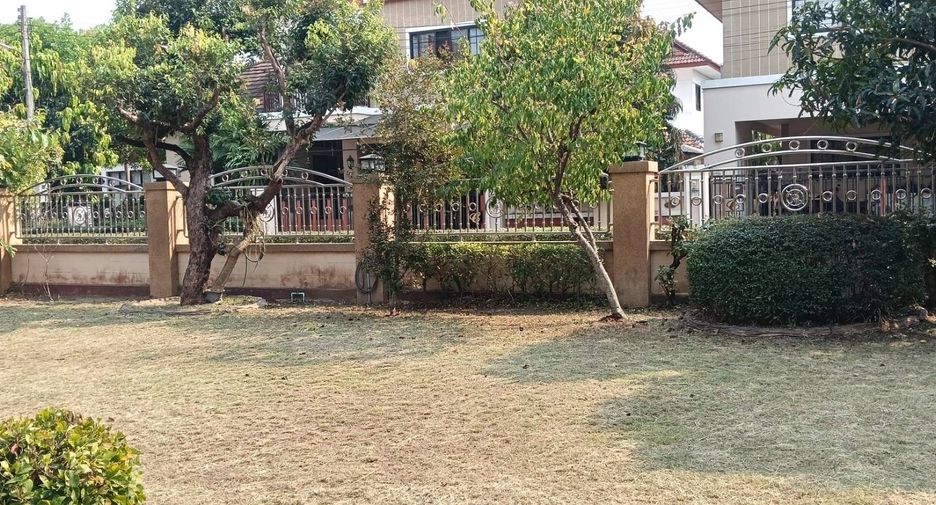 Haus zum Kauf mit 3 Zimmer in Saraphi, Chiang Mai