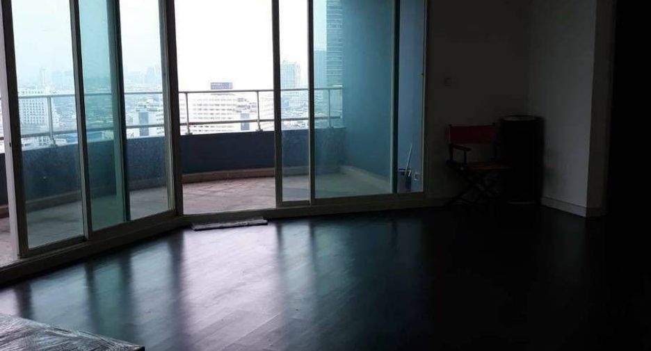 For sale 4 bedrooms condo in Bang Kho Laem, Bangkok