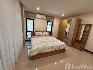 Casa en alquiler de 4 habitaciones en Thalang, Phuket