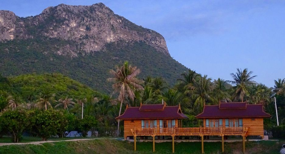 For sale 9 bedrooms house in Pran Buri, Prachuap Khiri Khan