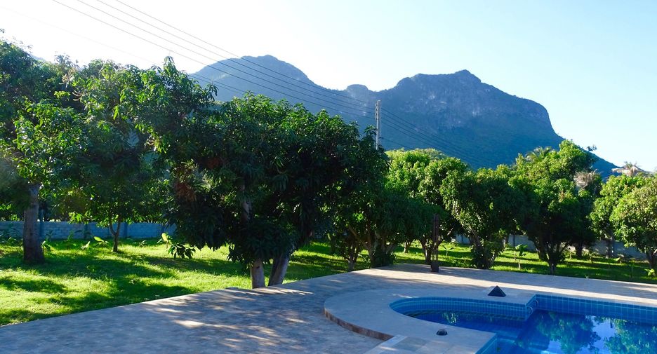 For sale 9 bedrooms house in Pran Buri, Prachuap Khiri Khan
