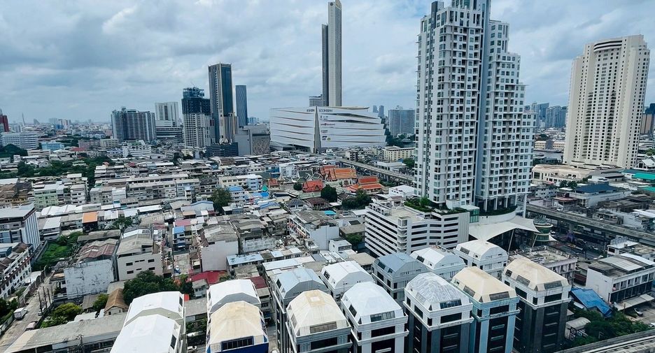 For sale 1 Beds condo in Khlong San, Bangkok
