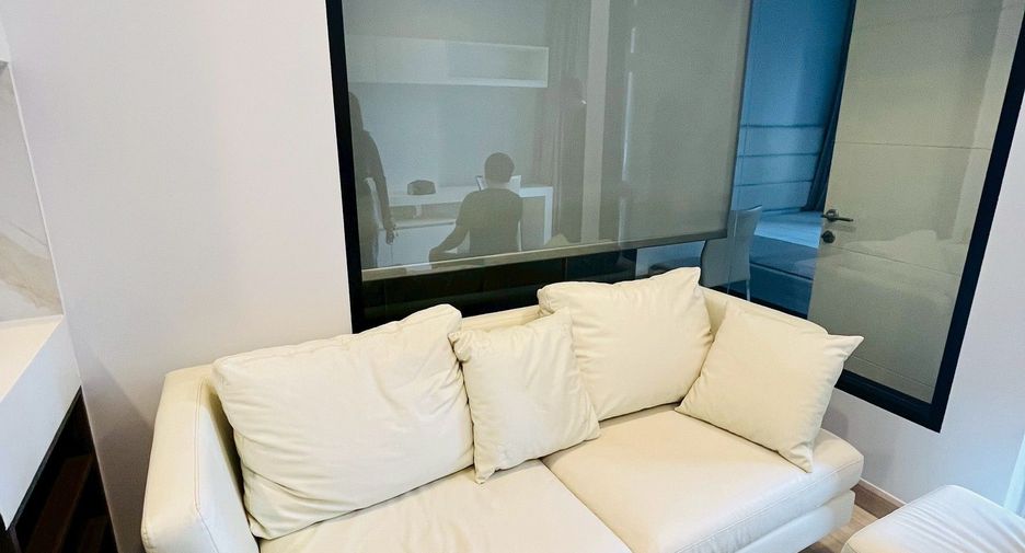 For sale 1 Beds condo in Khlong San, Bangkok