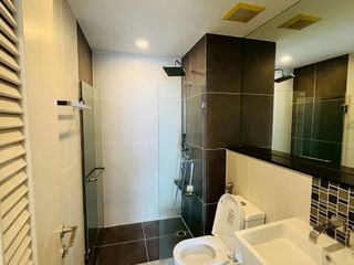 For sale 1 Beds condo in Khlong San, Bangkok