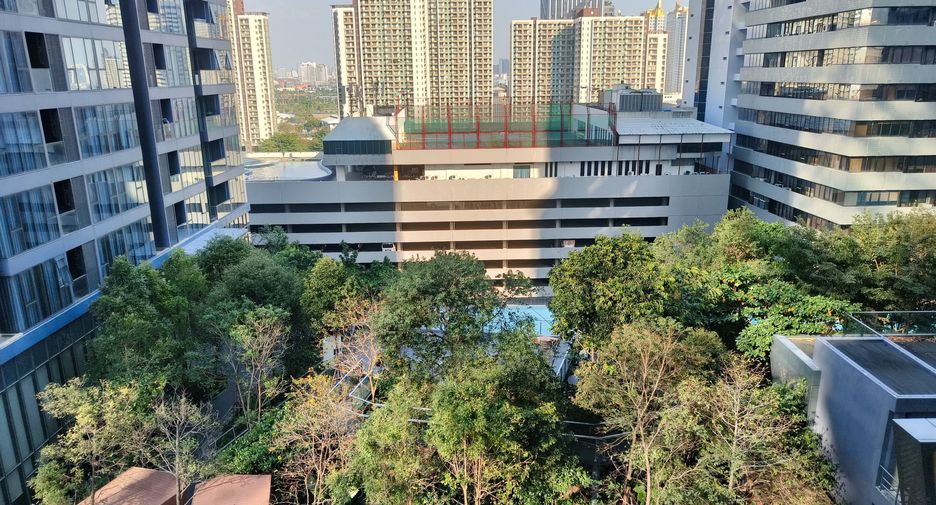 For rent 2 ベッドルーム condo in Huai Khwang, Bangkok