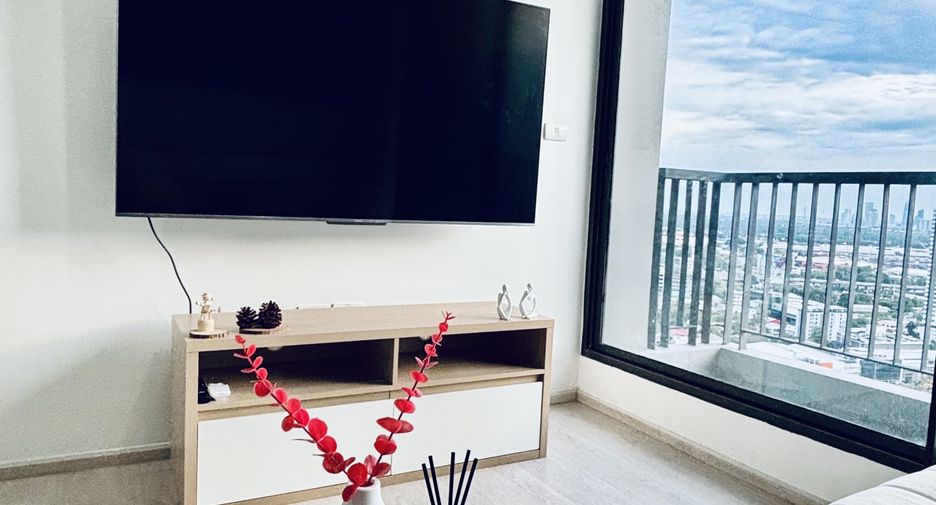 For rent 2 bedrooms condo in Khlong Toei, Bangkok