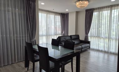 Condo en alquiler de 2 habitaciones en Watthana, Bangkok